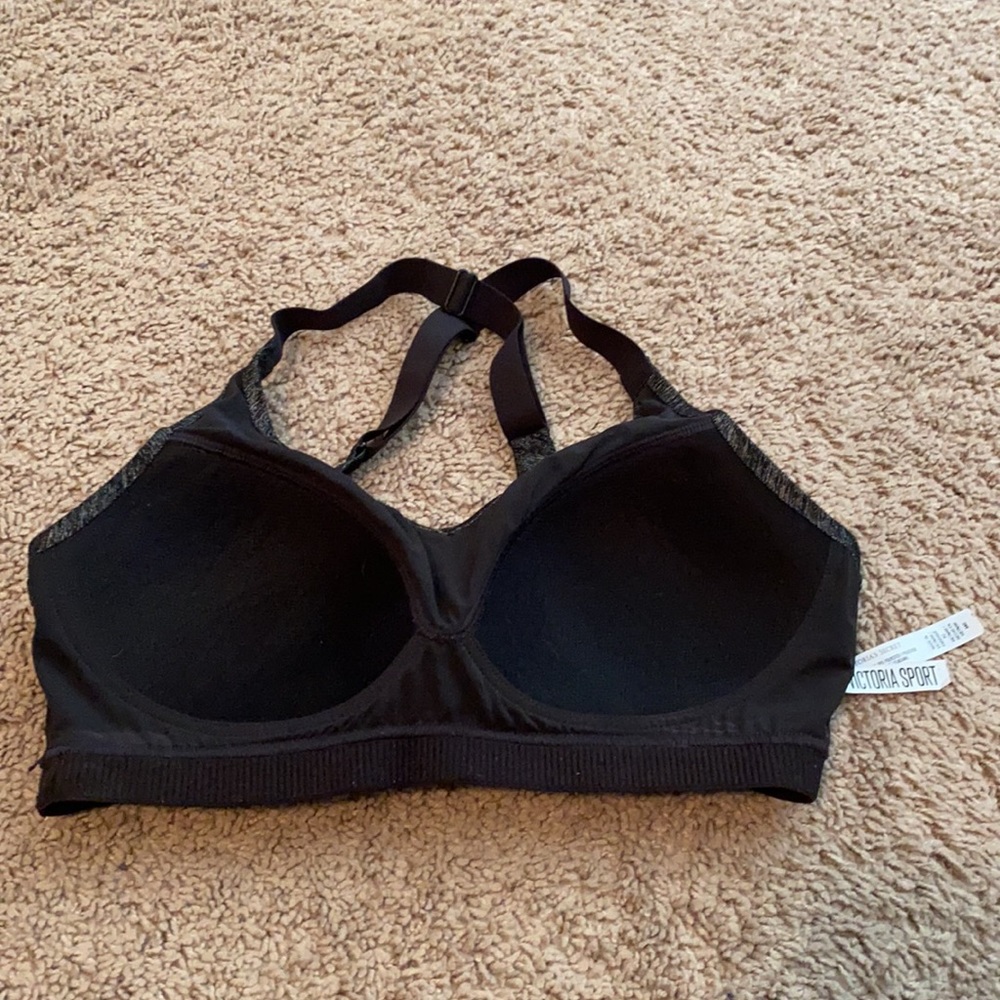 Victoria’s Secret Sports Bra - Picture 11 of 11